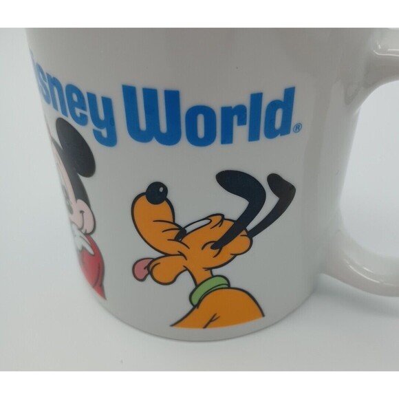 OVERSIZED VINTAGE Walt Disney World Coffee Mug - Mickey Minnie Pluto Goofy - Picture 4 of 9